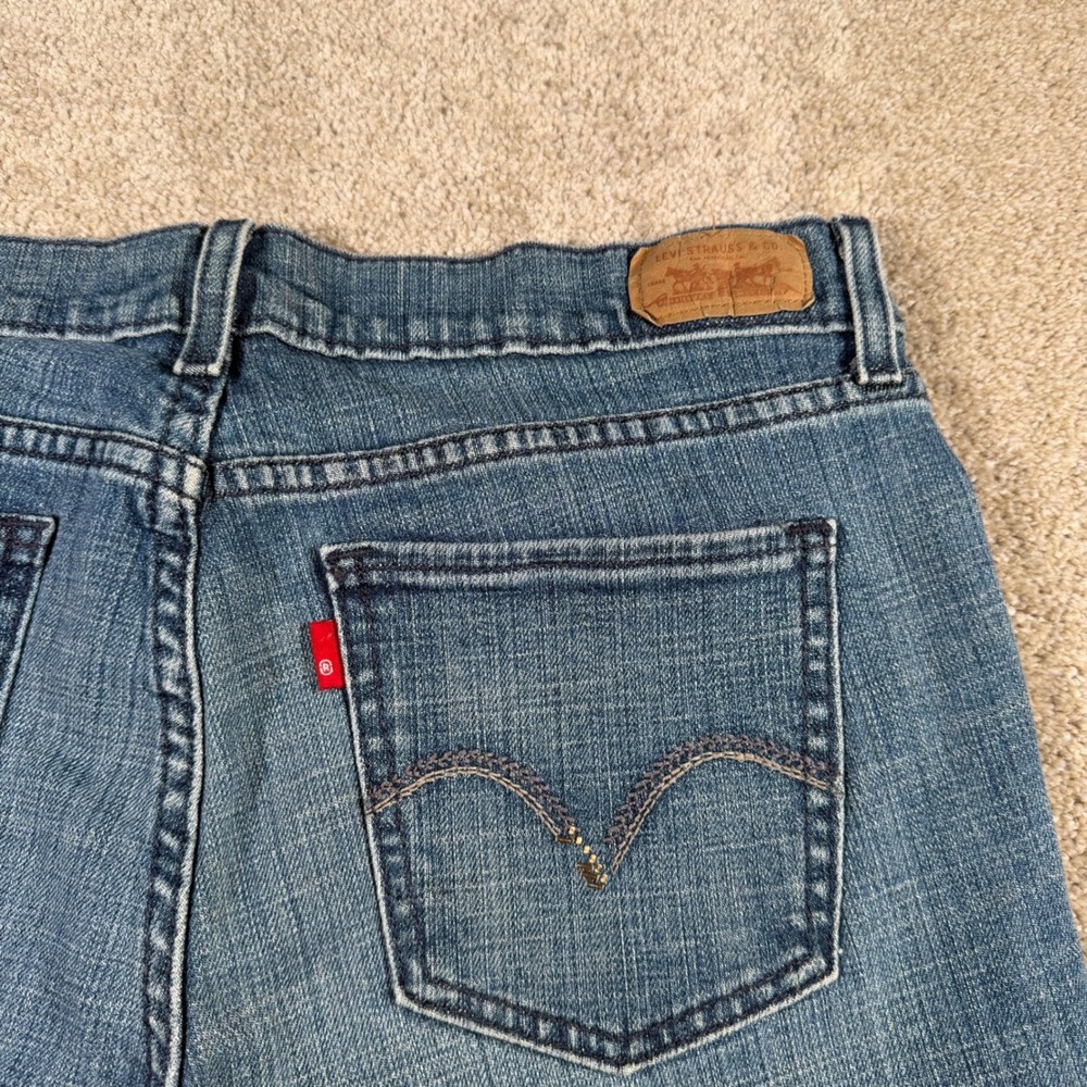 Levi's 515 Bootcut Jeans Womens 10M (FITS 31x31) Blue Medium Wash Stretch Denim - Picture 5 of 12
